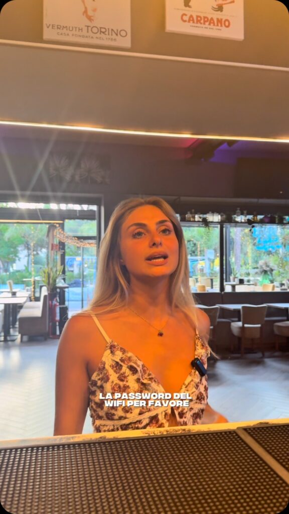 Password da rivedere un attimo..

Ci trovi tutti i giorni in Viale Gorgia di Leo...