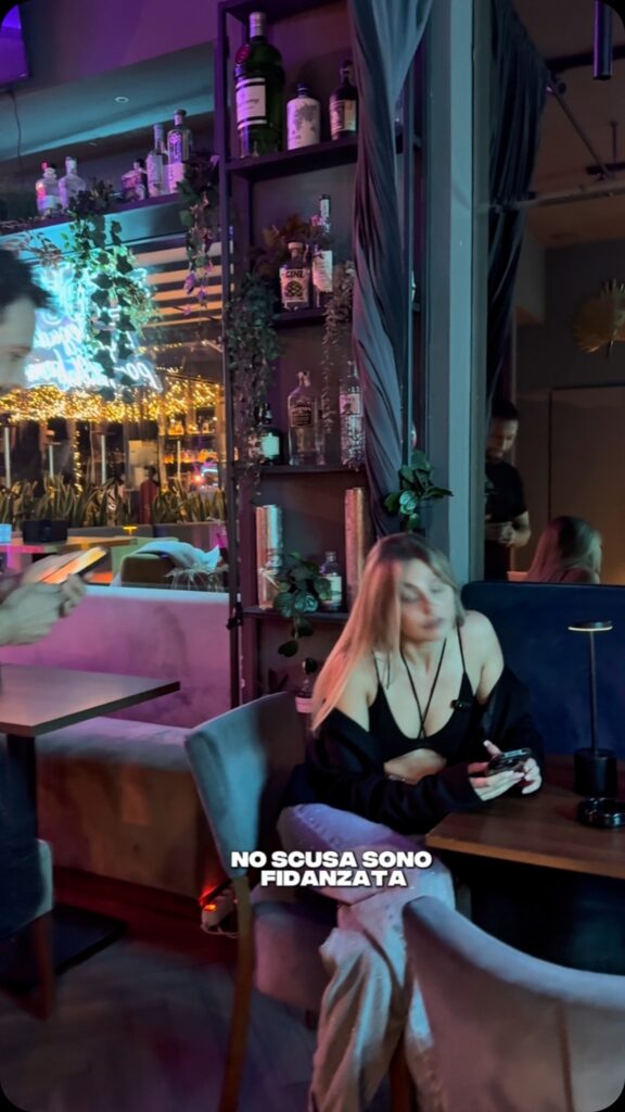 Neanche il tempo di farlo parlare..

Ci trovi tutti i giorni in Viale Gorgia di ...