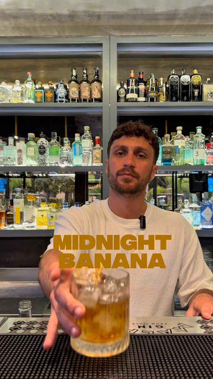 Vieni ad assaggiare il nostro midnight banana

Ci trovi tutti i giorni in Viale ...