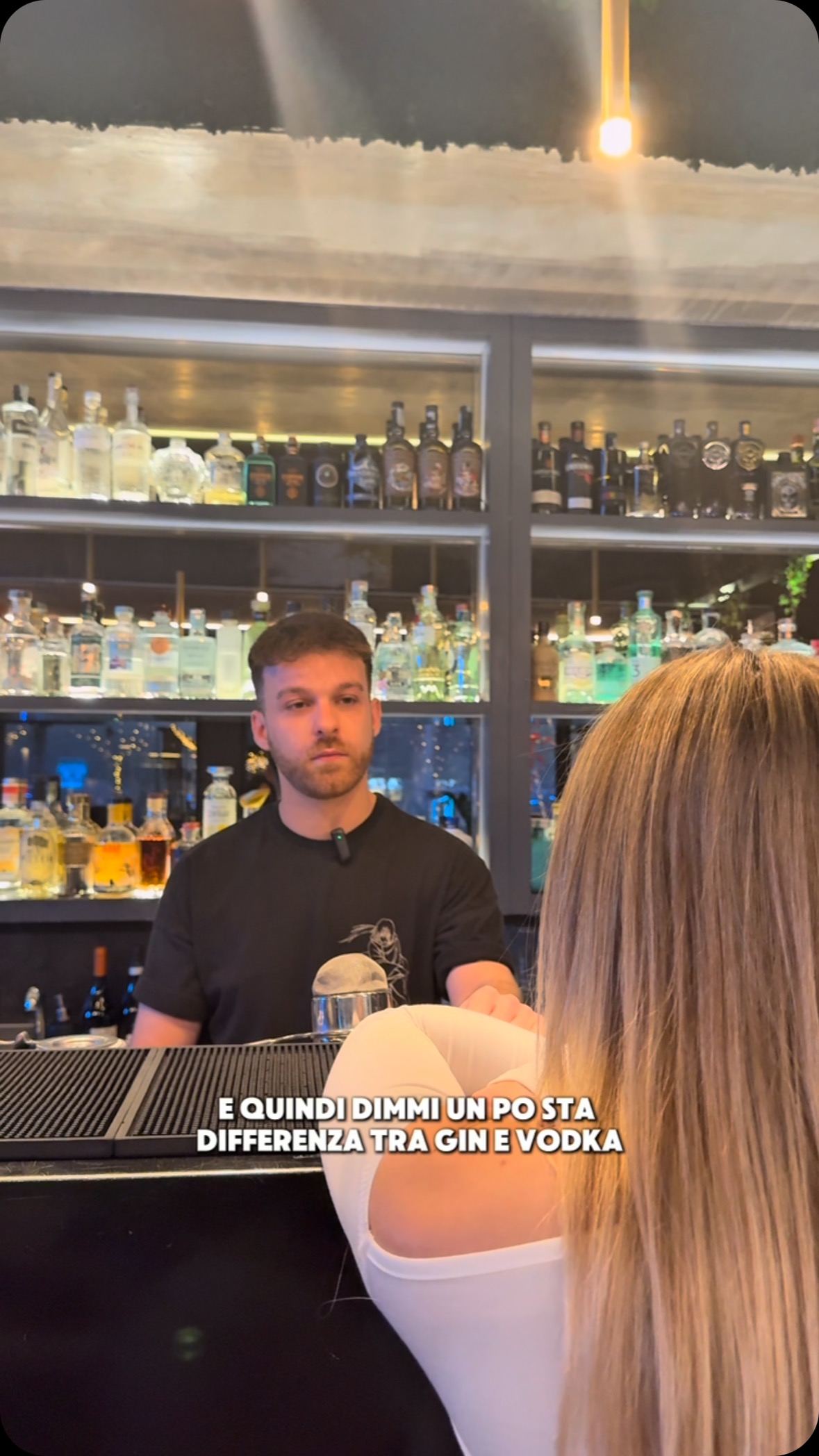 Quando il cliente è un po troppo invadente

Ci trovi tutti i giorni in Viale Gor...