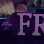 NON SAI DOVE FESTEGGIARE?

Da noi puoi:
 
Riservare la tua sala privata per fest…