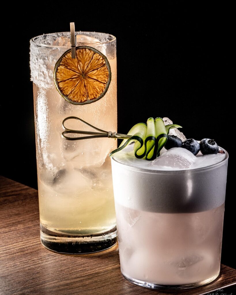 Sorseggia il mondo dei drink da Fred 246
Gusta l’eleganza dei cocktail e l’atmos...