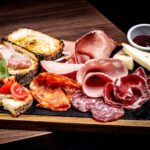 Esplora l’atmosfera accogliente di Fred 246

Gli aperitivi sono un’arte senza ec…