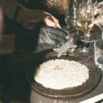 La Cena Spettacolo di buon gusto. Eccellente cucina, ambiente curato, musica liv...