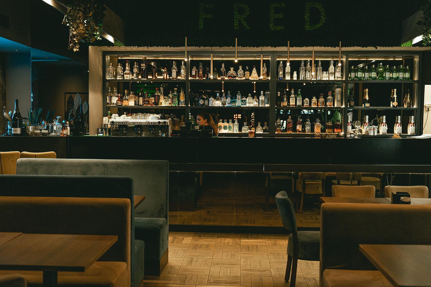 Sei nel posto giusto, Fred246...