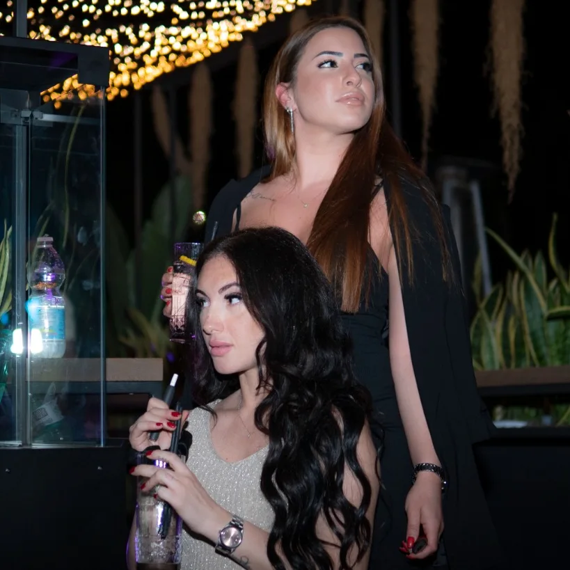 Fallo alla grande o non farlo affatto.

Lunch, Aperitif, Cocktail bar, Dinner • ...