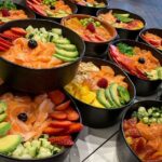 Gustosa, colorata, sfiziosa, sana e divertente.. la nostra pokè bowl vi aspetta …