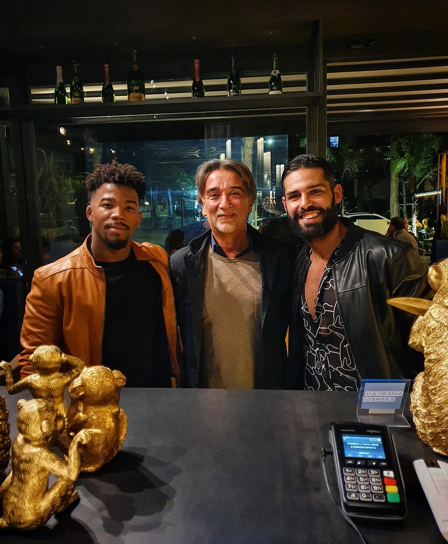 Solo campioni da #fred246cafe #cocktailbar #cocktail #bar #cocktaillovers #night...