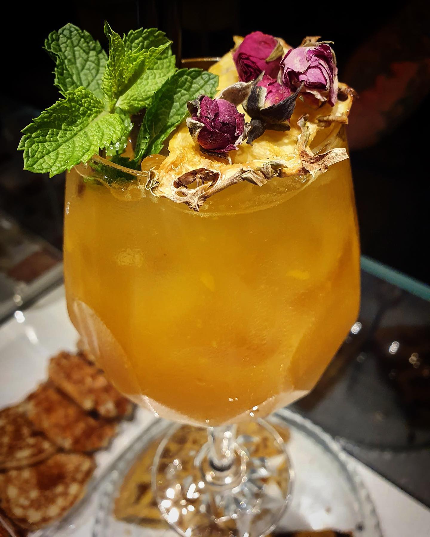 Il nostro cocktail analcolico con frutta esotica #fred246cafe #cocktail #cocktai...
