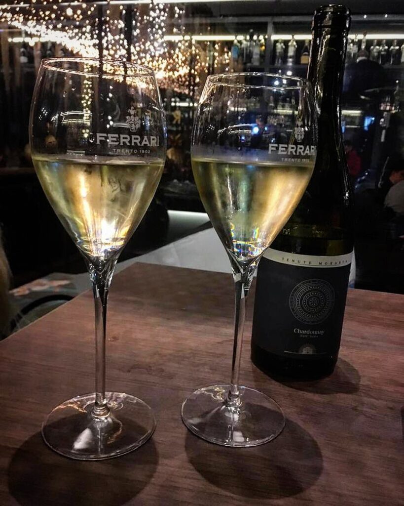 #Fred246cafe #drinks #saturdaynight #mood #rome #casalpalocco #romebynigjt #chee...