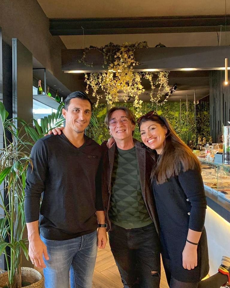 Solo grandi campioni  @nicolasburdisso
Fred aspetta anche te 
.
#aperitivoroma #...