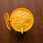 Una bella spremuta di arance fresche è molto utile contro ogni malanno  Sotto co…