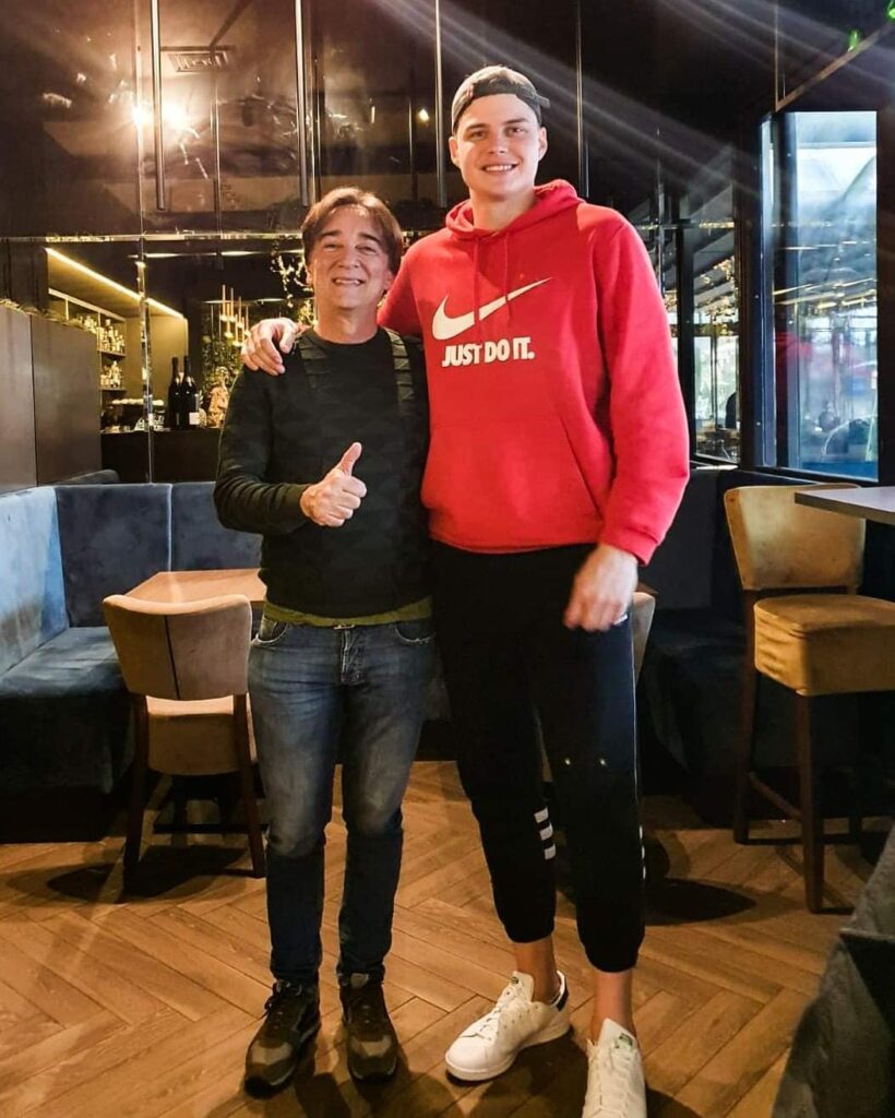 Amiamo ogni sport  grazie Amar!  @virtusromaofficial #fred246cafe...