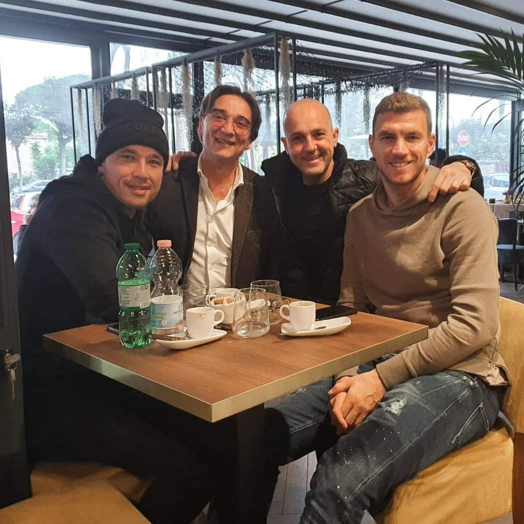 Calcetto o aperitivo da Fred? 
Aspettiamo anche te!
 Viale Gorgia di Leontini 6,...