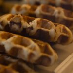 Il weekend inizia bene con i nostri waffle caldi che puoi condire con frutta o c…