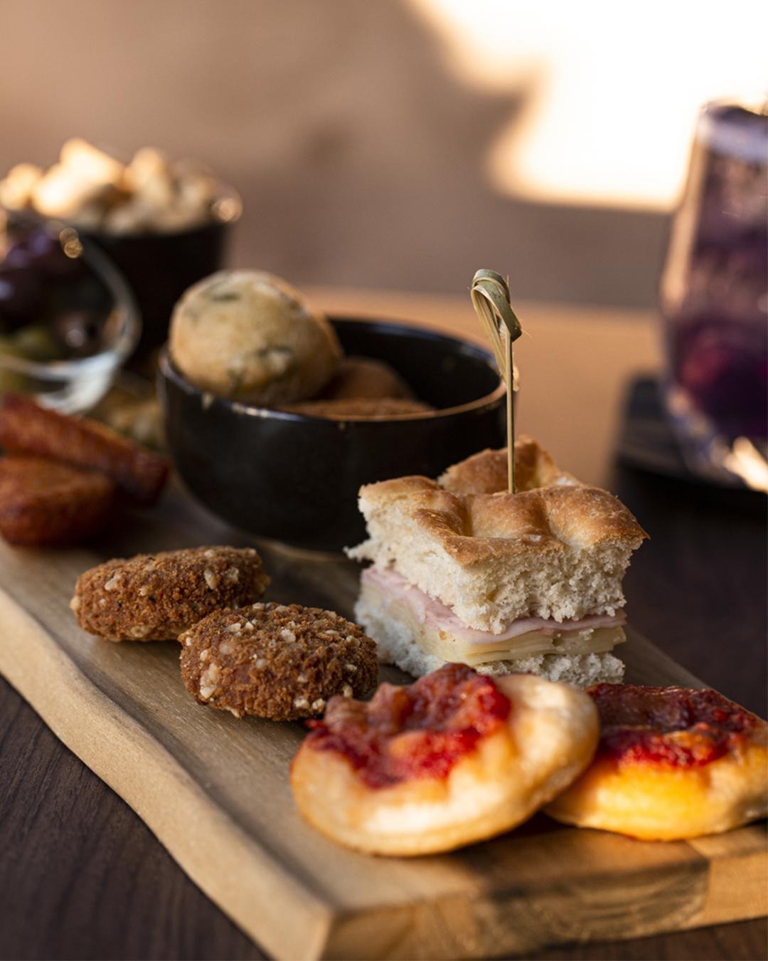It’s Aperitime o’ clock  #Fred246cafe...