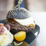 Mai provati i mini hamburger al carbone vegetale? Gusto concentrato ed effetto s…